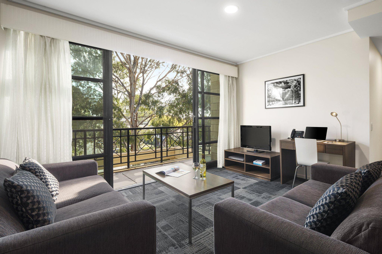 Public Area 5, Quest Narre Warren, Casey - Berwick