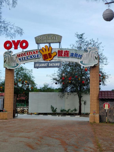 Oyo 89799 Hi 5 Holiday Village Kota Tinggi Cheap Booking At Tiket Com