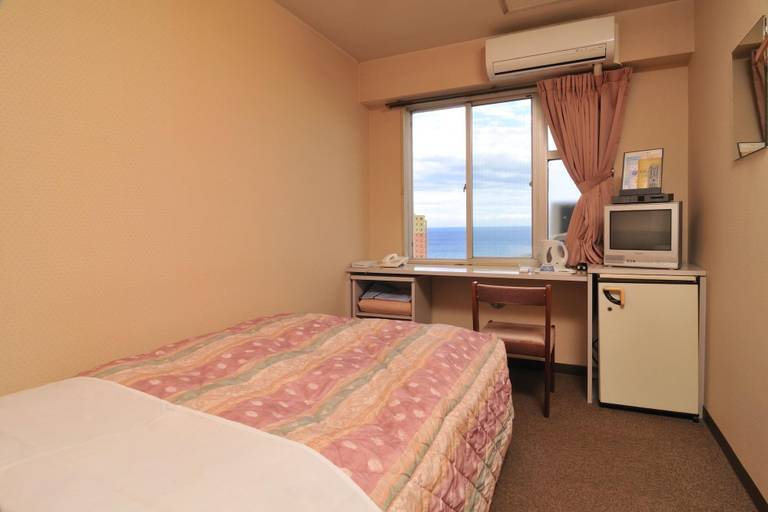 Bedroom 3, Fancy Business Hotel, Atami