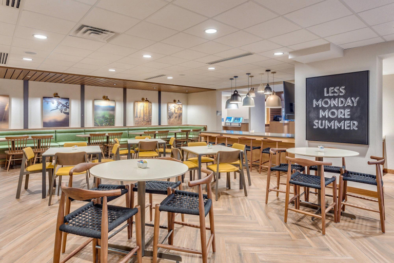 Food & Drinks 5, Fairfield Inn & Suites Jasper, Dubois