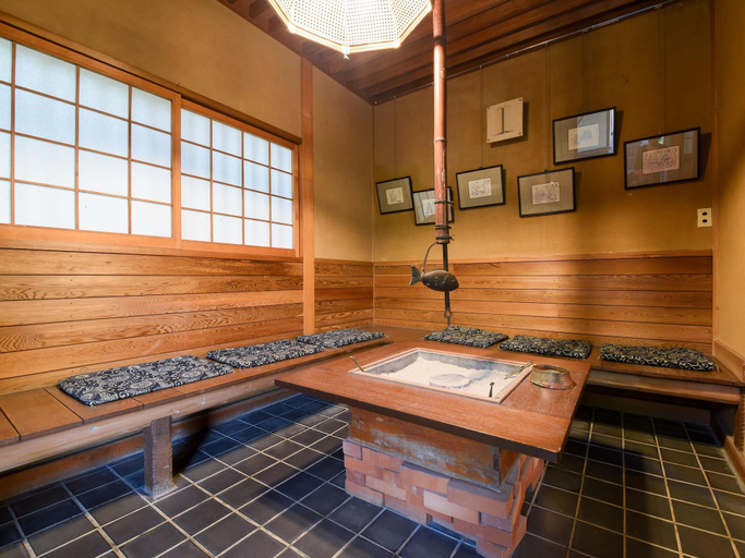 Bathroom 5, Nagataki, Nakatsugawa