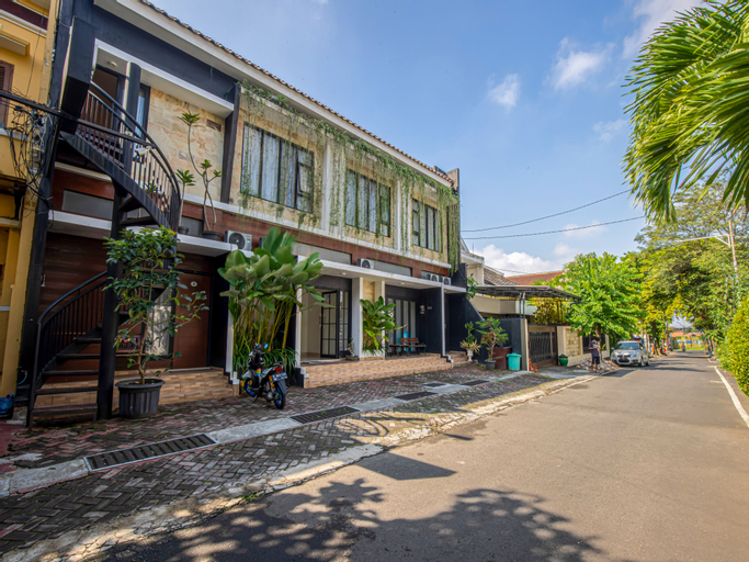 Exterior & Views 2, Casa TS 16 by Pesen Kamar, Malang