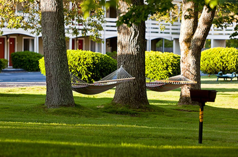 Exterior & Views 1, Ocean Park Inn, Barnstable