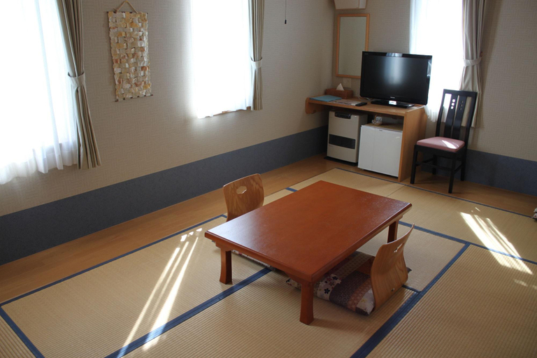 Bedroom 4, Petit Hotel Blaneneige, Nakafurano