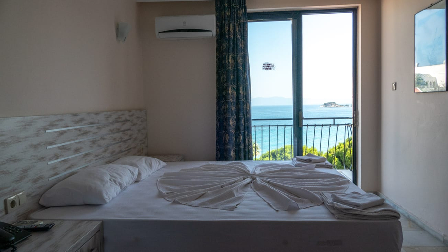 Bedroom 3, MELIKE, Kuşadası