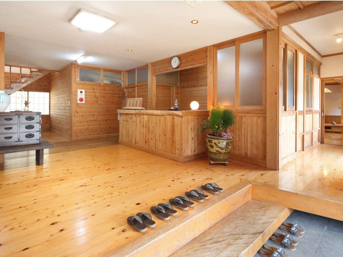 Public Area 2, Minshuku Asogen, Aso