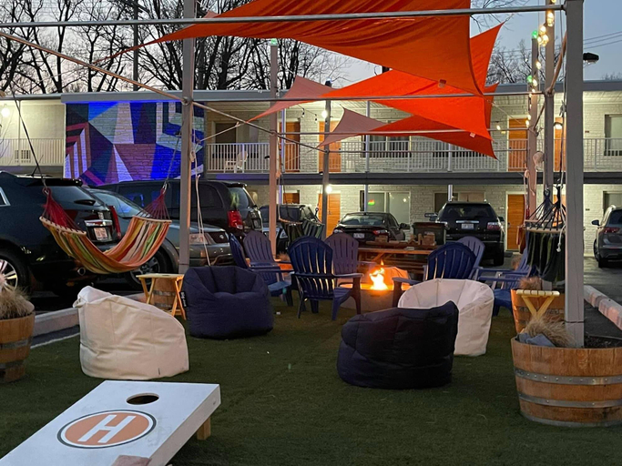 Public Area 2, Hotel Royal Oak, Oakland