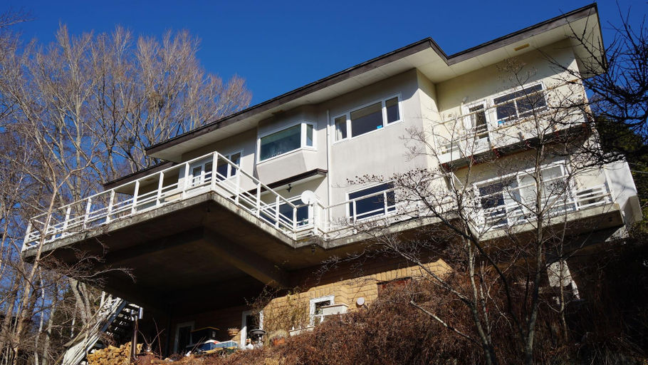 Exterior & Views 1, Pension Mont et Lac, Yamanakako