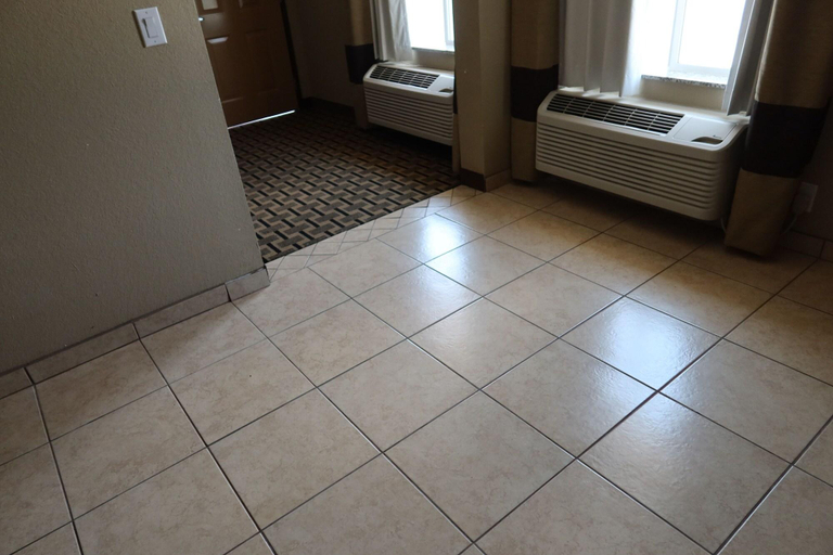 Public Area 2, West Worth Inn and Suites, Tarrant