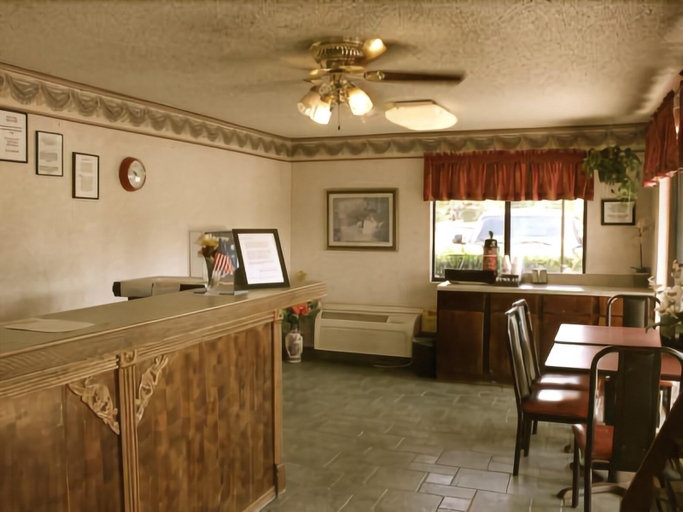 Public Area 3, Executive Inn & Suites, Orange