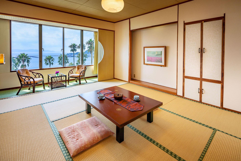 Bedroom 5, Ibusuki Phoenix Hotel, Ibusuki