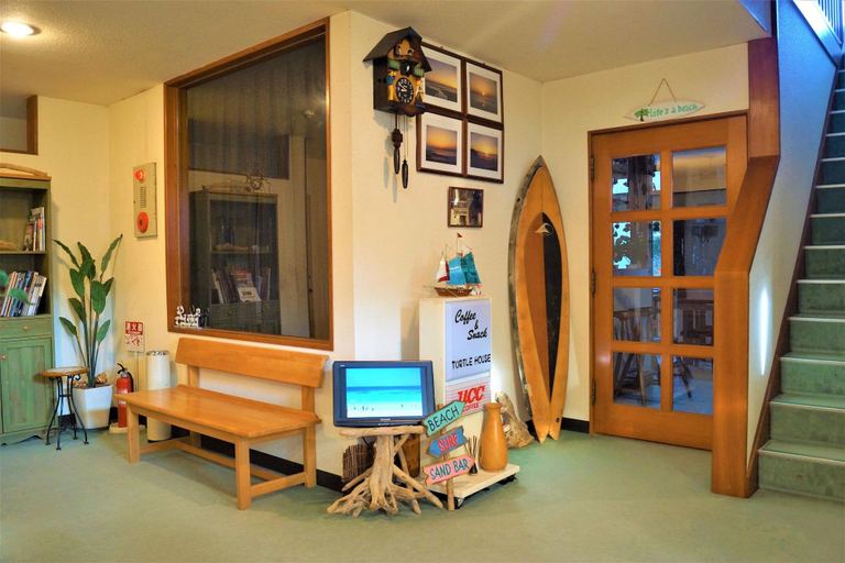 Public Area 2, Resort Pension Turtle House, Shimoda