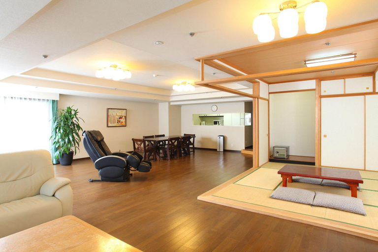 Public Area 5, Wellness No Mori Ito, Itō
