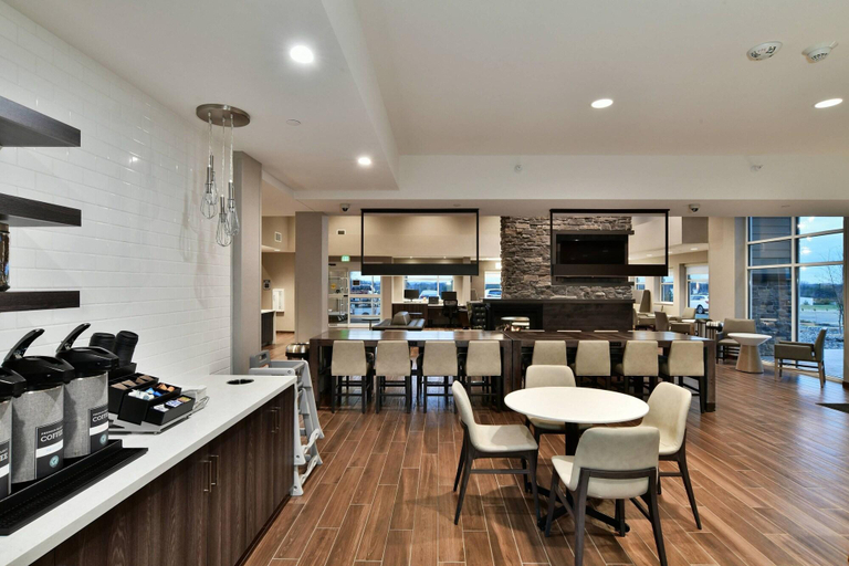 Food & Drinks 5, Residence Inn By Marriott Eau Claire, Eau Claire