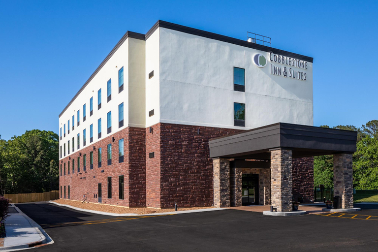 Exterior & Views 2, Cobblestone Inn & Suites - Fairfield Bay, Van Buren