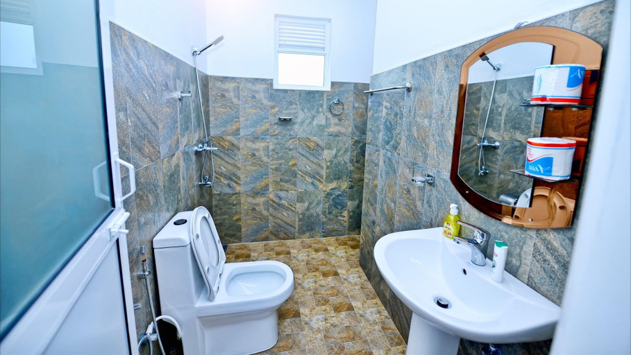 Bathroom 4, Ella Dream Catcher Resort, Ella