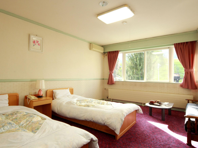 Bedroom 3, Hotel Sunny Valley, Otari