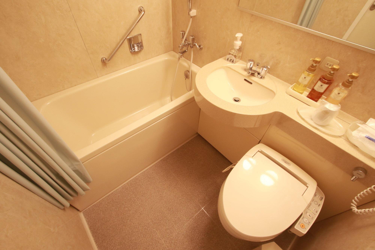 Bathroom 5, Fukuoka Sunpalace, Fukuoka