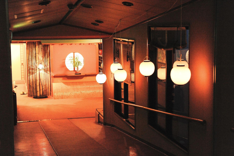 Public Area 2, Otogitei Kofu, Achi