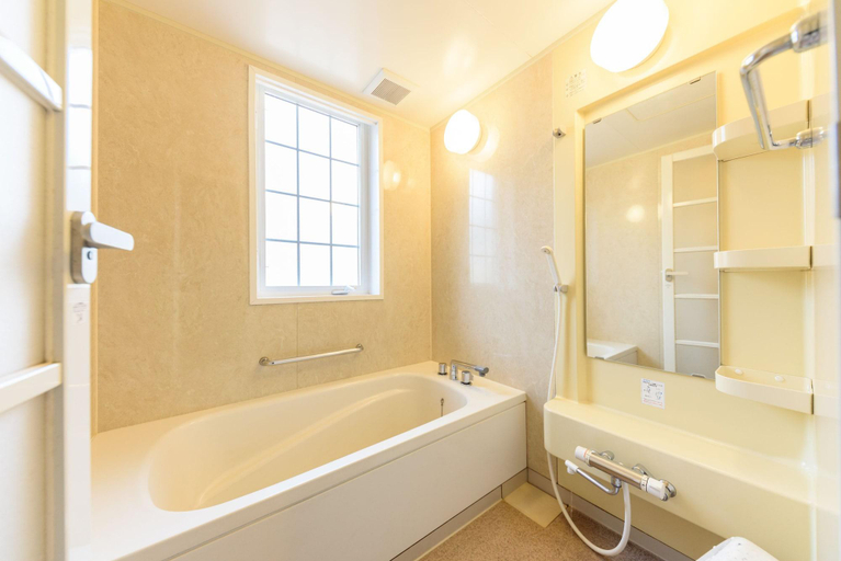 Bathroom 4, Kujukogen Ginga No Yado Kinoko Iiseigo, Taketa