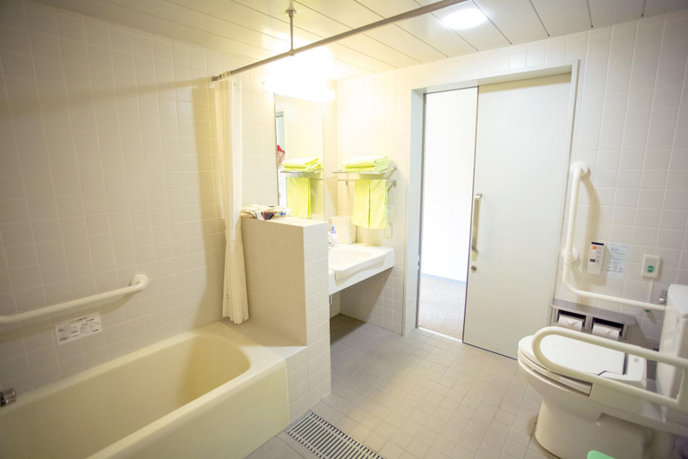 Bathroom 4, Mineyama Kogen Hotel Relaxia, Kamikawa