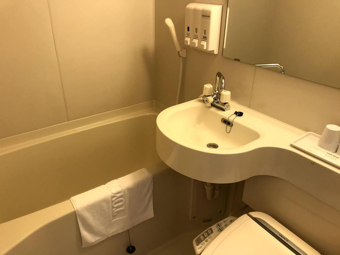 Bathroom 4, Toyoko Inn Takasaki-eki Nishi-guchi No.2, Takasaki