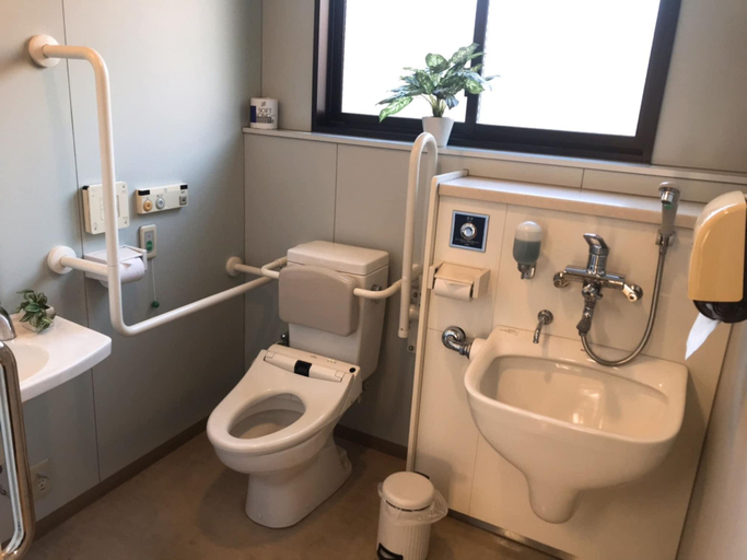 Bathroom 4, Kagoshima Dai-Ichi Hotel Kishaba, Kagoshima
