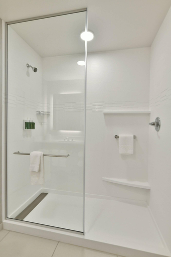 Bathroom 4, Residence Inn By Marriott Eau Claire, Eau Claire
