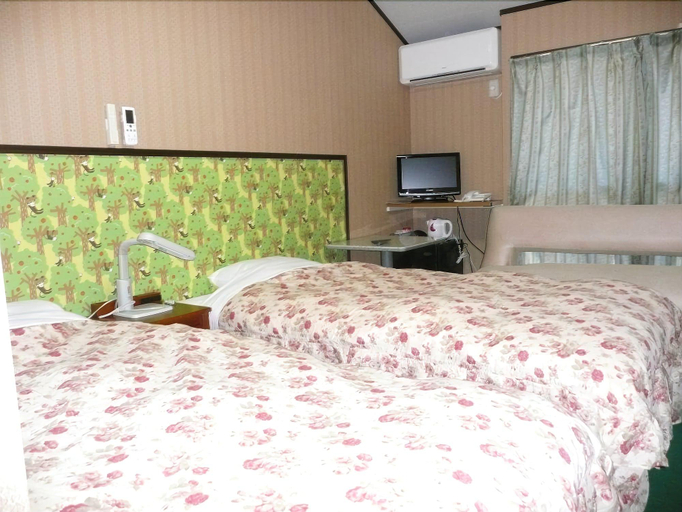 Bedroom 2, Hotel Famitic Myojin, Nikkō