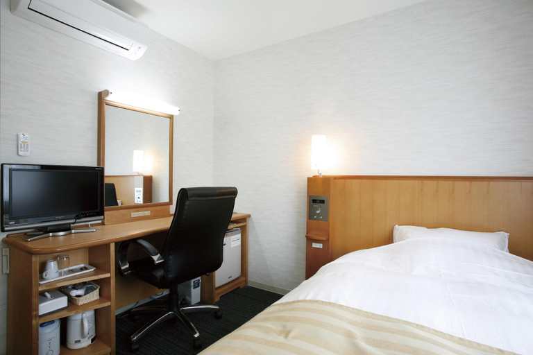 Bedroom 4, Finedays Hotel, Ina