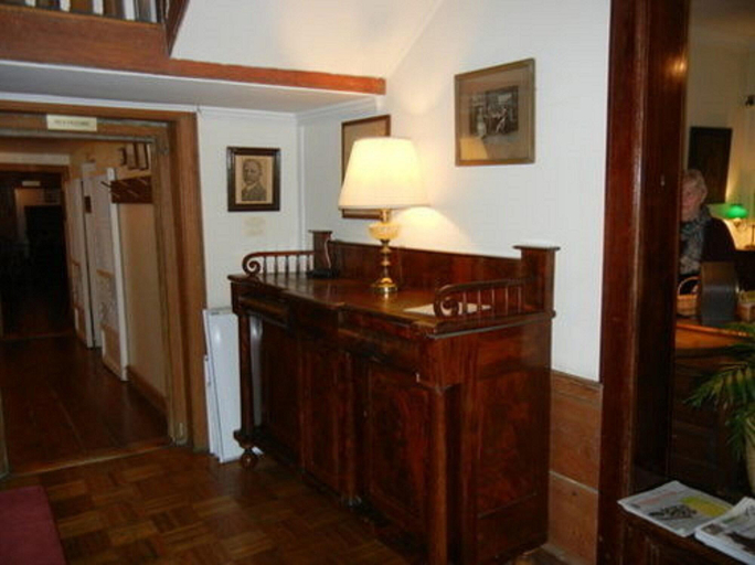 Public Area 2, Wayside Inn, Frederick