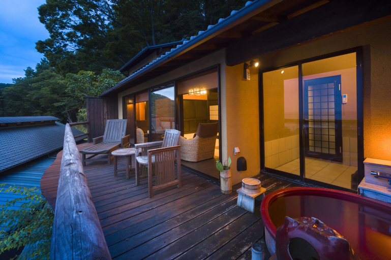 Bedroom 4, Musouan Biwa, Izu