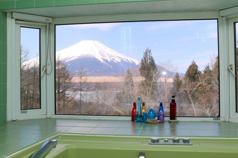 Bathroom, Pension Mont et Lac, Yamanakako
