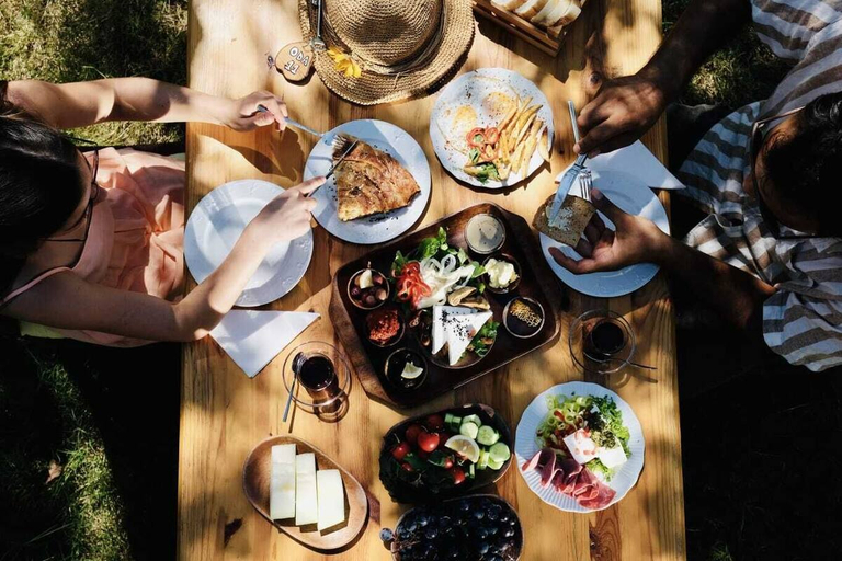 Food & Drinks