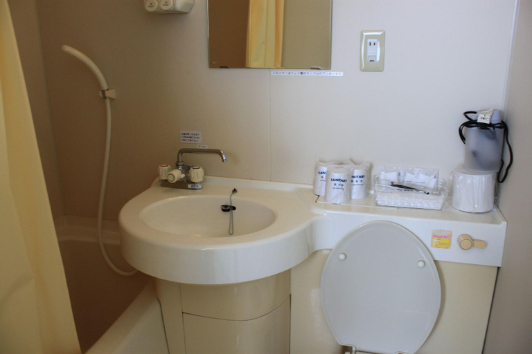 Bathroom, Hotel Hachimanzaka, Hakodate