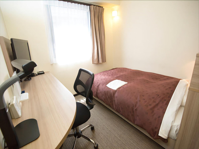 Bedroom 5, Toyota Prestige Hotel, Toyota