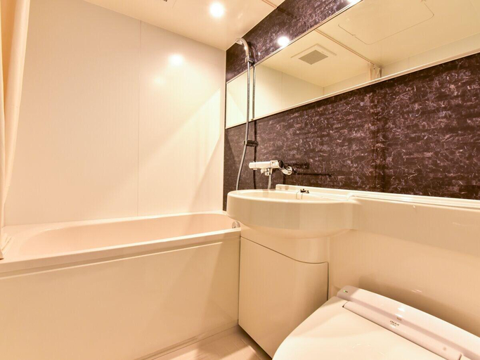 Bathroom 5, HOTEL LiVEMAX SHINYOKOHAMA, Yokohama