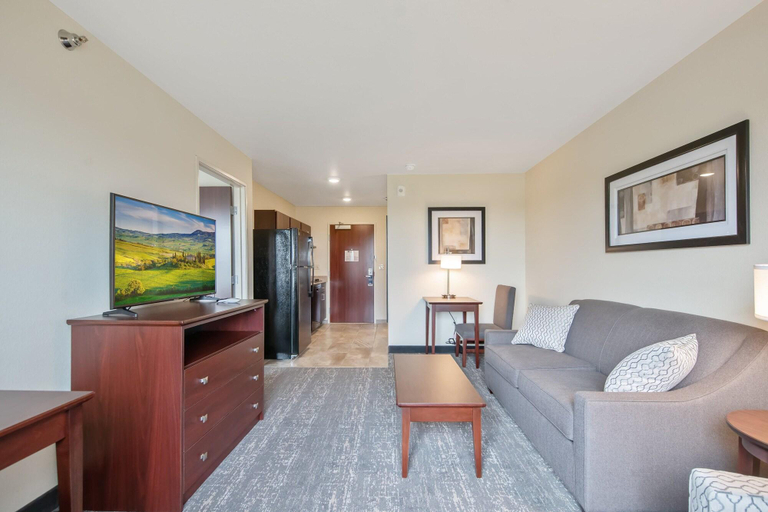 Public Area 2, Cobblestone Hotel & Suites - Austin, Mower