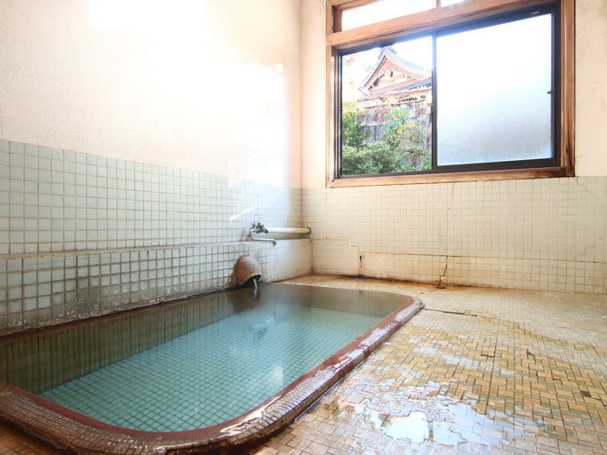 Bathroom, Maruka Ryokan, Yamanouchi