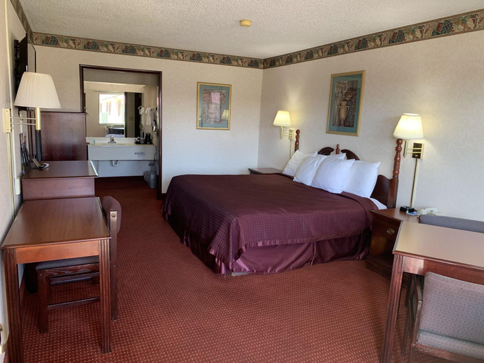 Bedroom 3, Regency Inn, Dallam