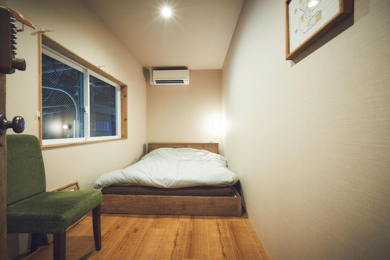 Bedroom 4, 36 Hostel, Hiroshima