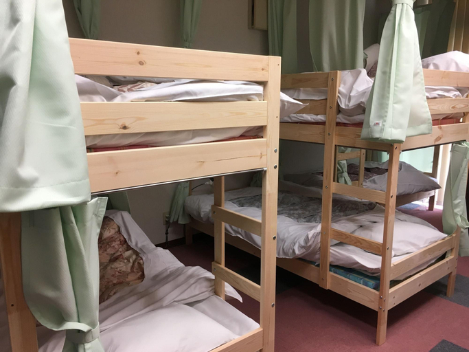 Bedroom 4, Gerobal Hostel, Gero