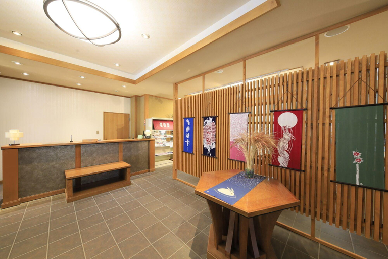 Public Area, Yumorikamaya, Nikkō