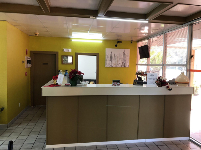 Public Area 3, Regency Inn, Taylor