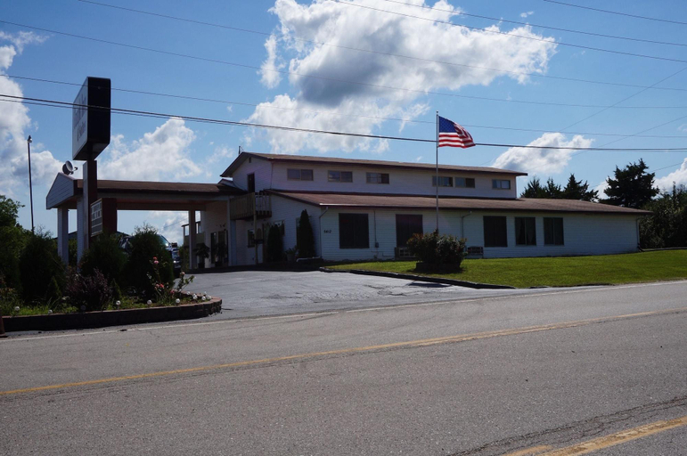 Exterior & Views 2, Ozark Inn & Suites, Camden