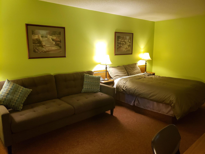 Public Area 2, Tower Inn, Division No. 1