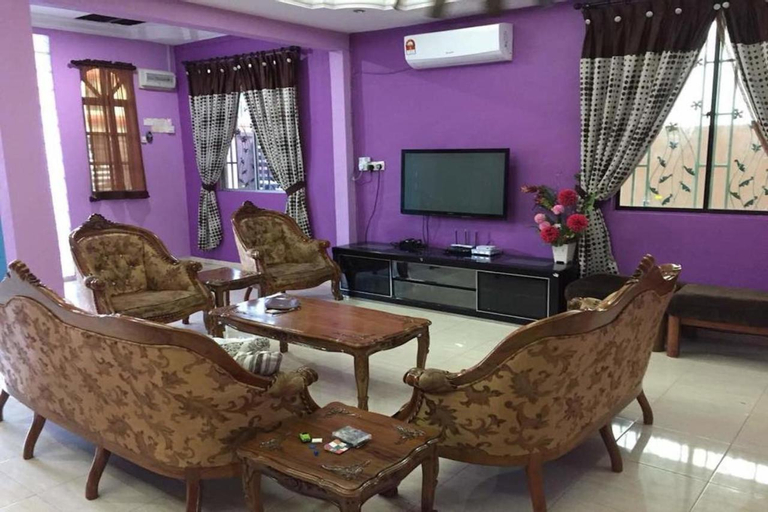 OYO 90214 Awani Homestay 1, Semporna