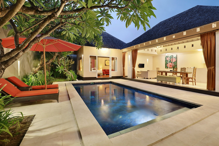 Swimming Pool 2
