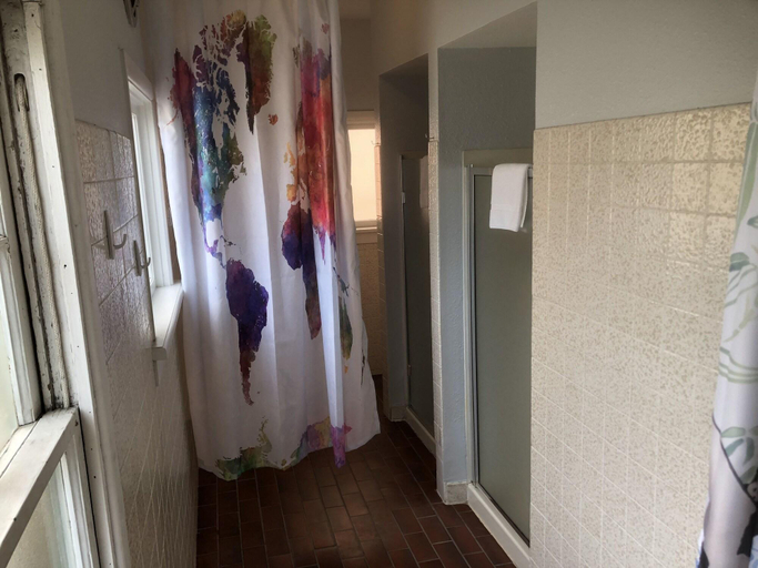 Bedroom 5, College Inn – European Style Hotel, Seattle