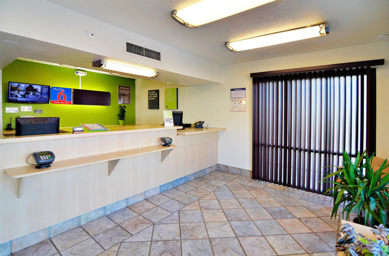Public Area 2, Studio 6 Tucson, AZ - Irvington Road, Pima